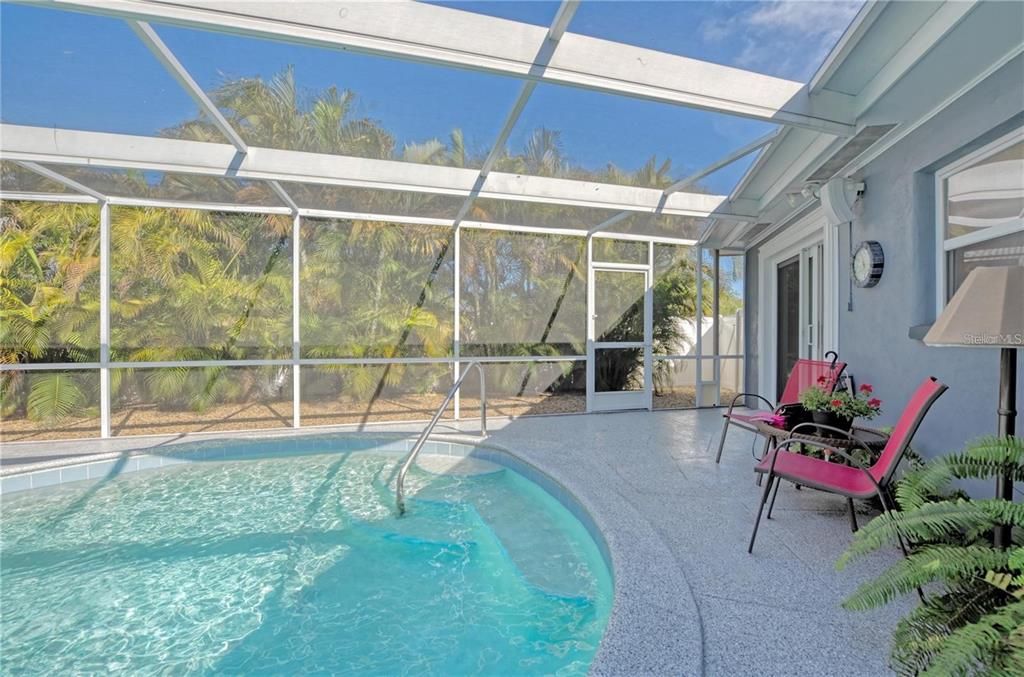 For Sale: $599,000 (3 beds, 1 baths, 1692 Square Feet)