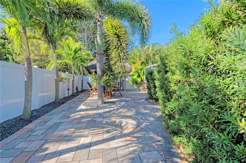 For Sale: $599,000 (3 beds, 1 baths, 1692 Square Feet)