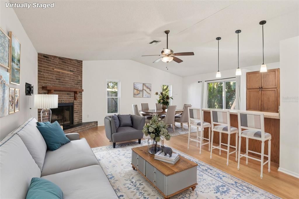 待售: $415,000 (3 贝兹, 2 浴室, 1424 平方英尺)