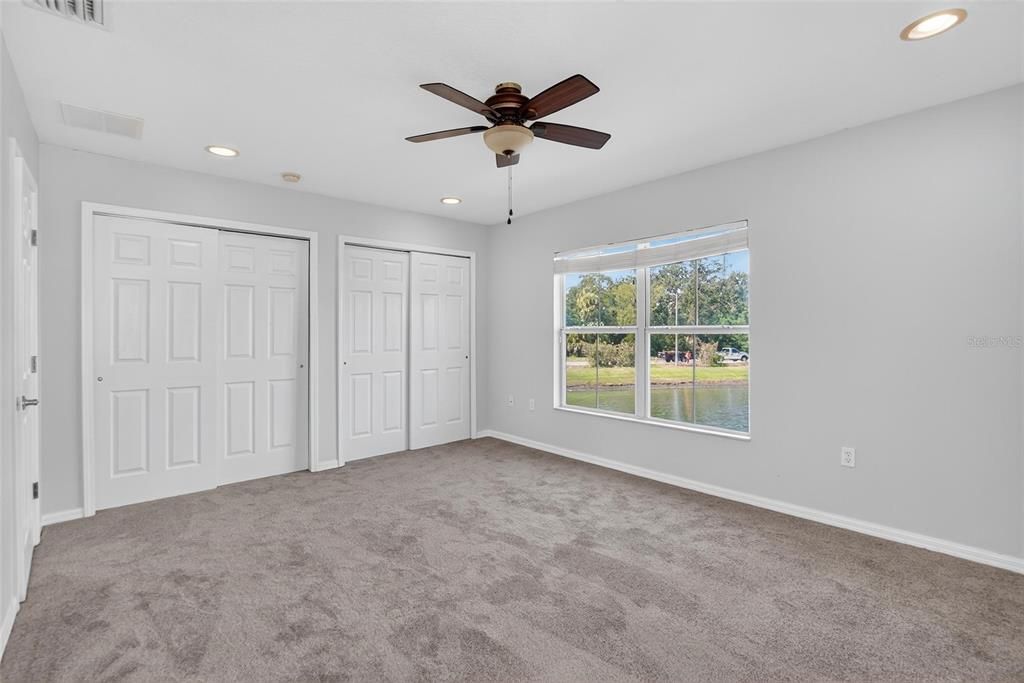 待售: $250,000 (3 贝兹, 2 浴室, 1640 平方英尺)