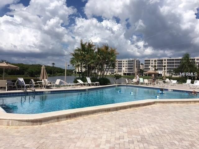 For Sale: $110,000 (1 beds, 1 baths, 790 Square Feet)