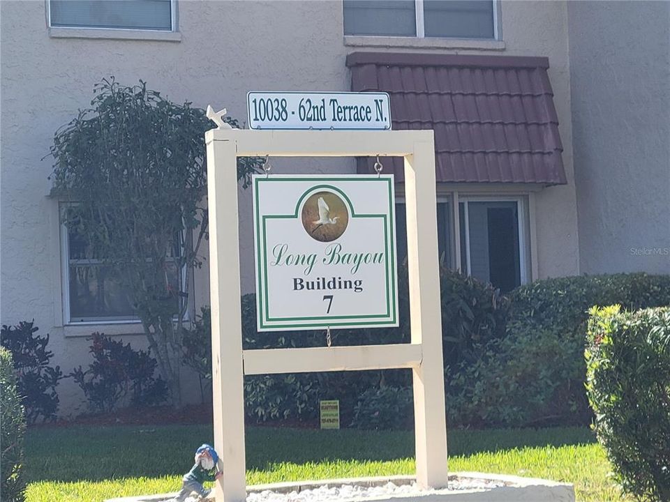 For Sale: $110,000 (1 beds, 1 baths, 790 Square Feet)