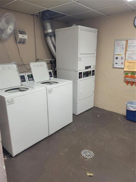 For Sale: $110,000 (1 beds, 1 baths, 790 Square Feet)