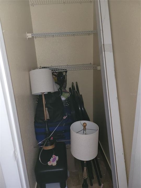 For Sale: $110,000 (1 beds, 1 baths, 790 Square Feet)