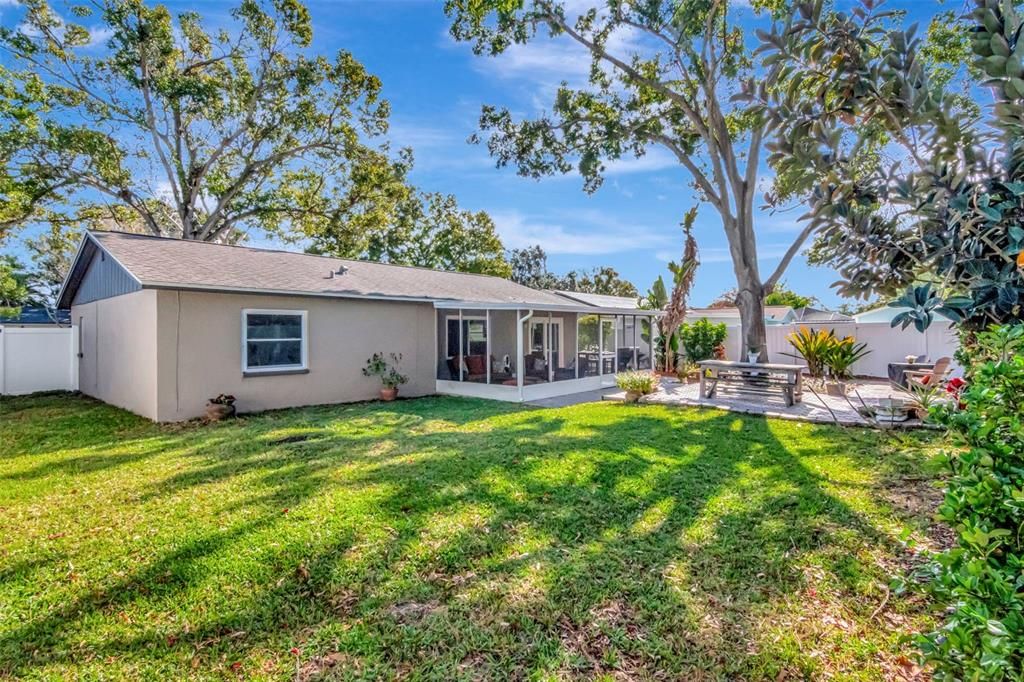 En Venta: $385,000 (2 camas, 2 baños, 1172 Pies cuadrados)