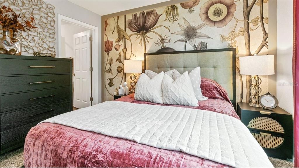 For Sale: $252,990 (2 beds, 2 baths, 1109 Square Feet)