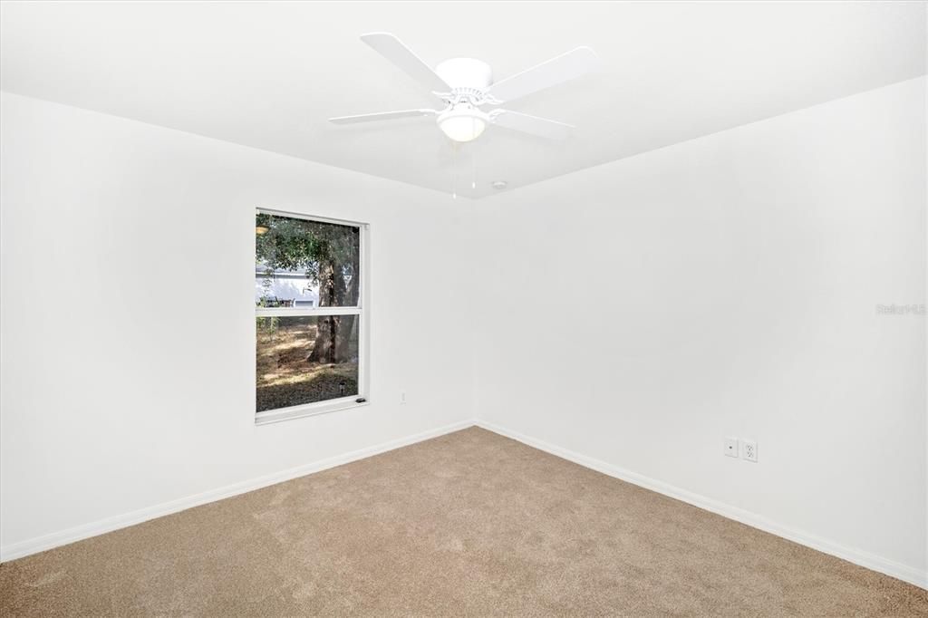 Под контрактом: $2,200 (3 спален, 2 ванн, 1818 Квадратных фут)