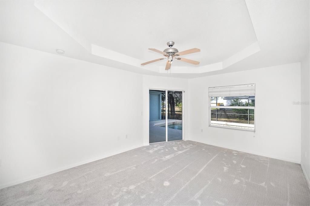 Под контрактом: $2,200 (3 спален, 2 ванн, 1818 Квадратных фут)