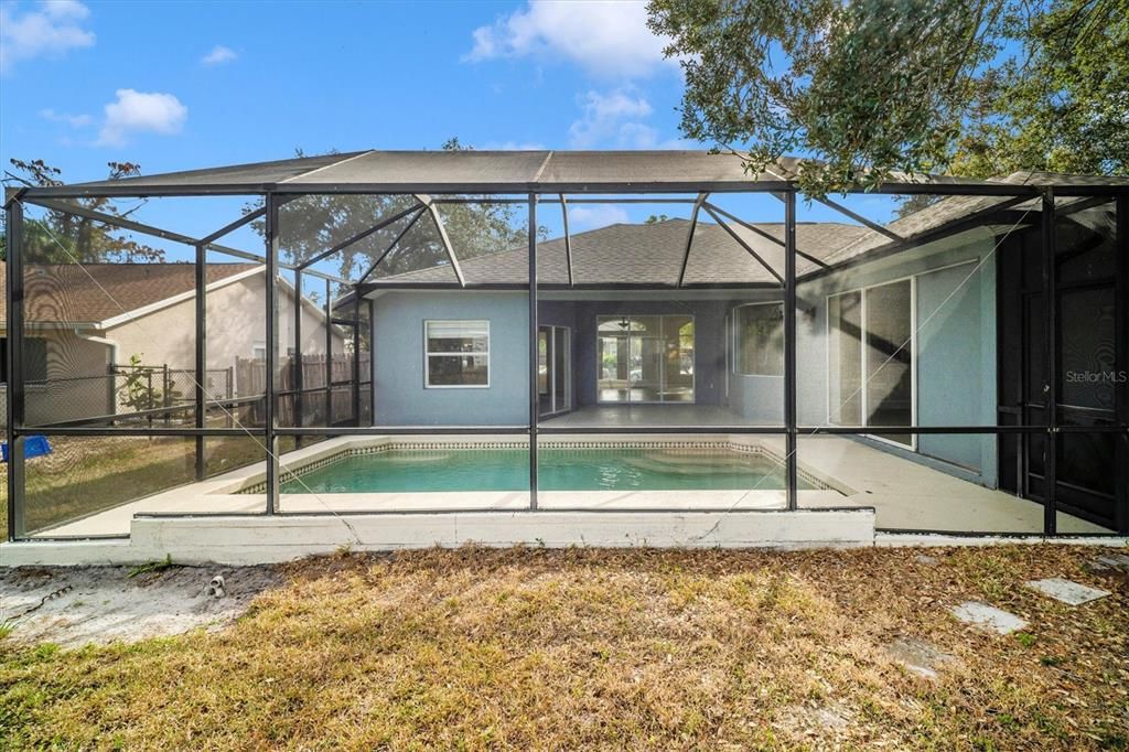 Под контрактом: $2,200 (3 спален, 2 ванн, 1818 Квадратных фут)