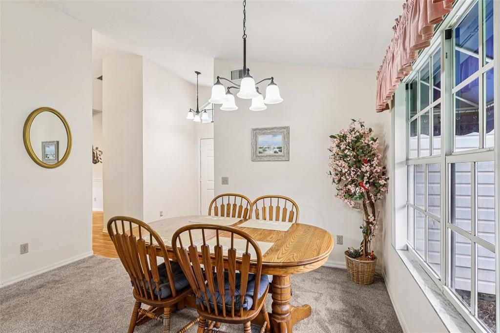 For Sale: $235,000 (2 beds, 2 baths, 1228 Square Feet)