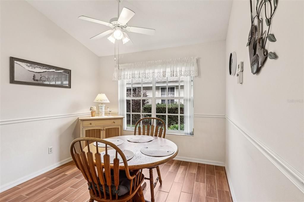 For Sale: $235,000 (2 beds, 2 baths, 1228 Square Feet)