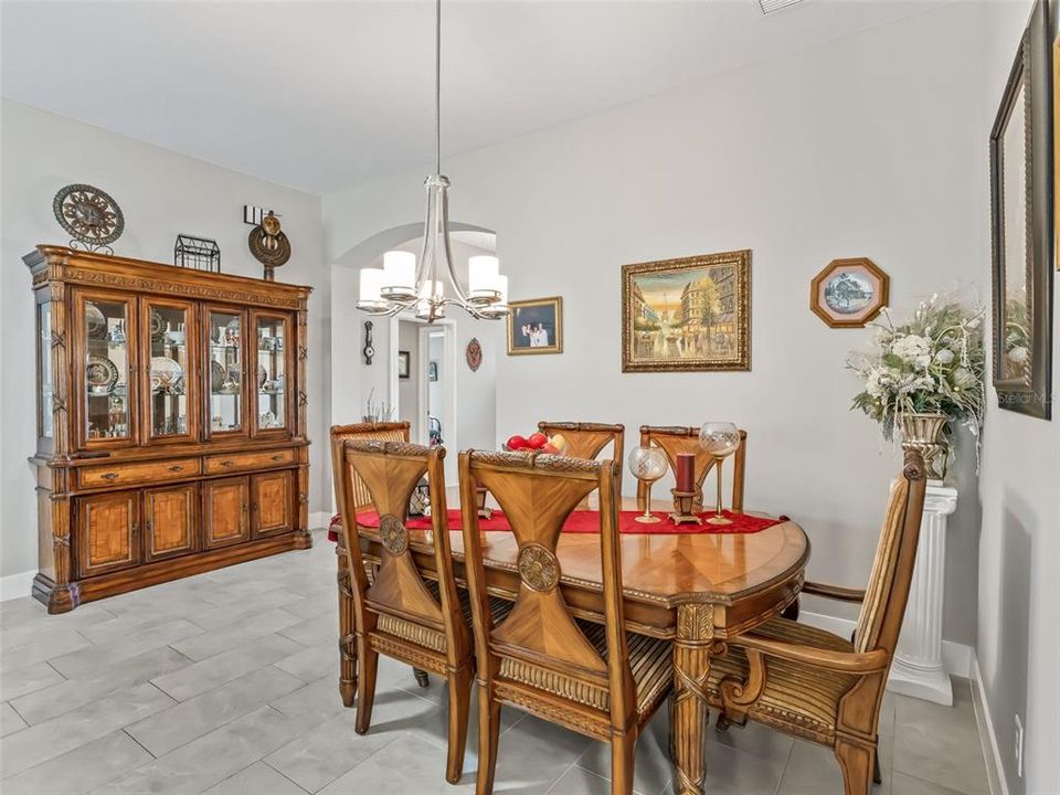 待售: $799,900 (3 贝兹, 3 浴室, 1977 平方英尺)