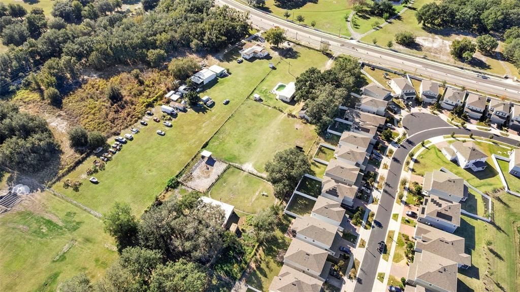 For Sale: $1,400,000 (2.50 acres)