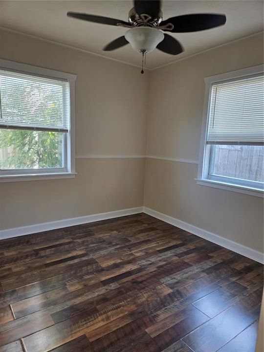 待售: $419,000 (3 贝兹, 2 浴室, 1307 平方英尺)