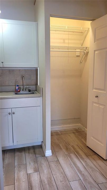 待售: $419,000 (3 贝兹, 2 浴室, 1307 平方英尺)