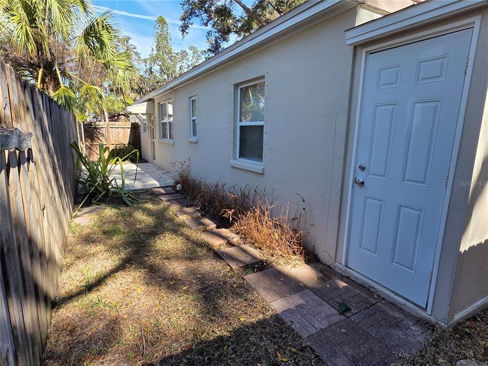 待售: $419,000 (3 贝兹, 2 浴室, 1307 平方英尺)