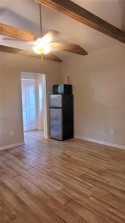 待售: $419,000 (3 贝兹, 2 浴室, 1307 平方英尺)