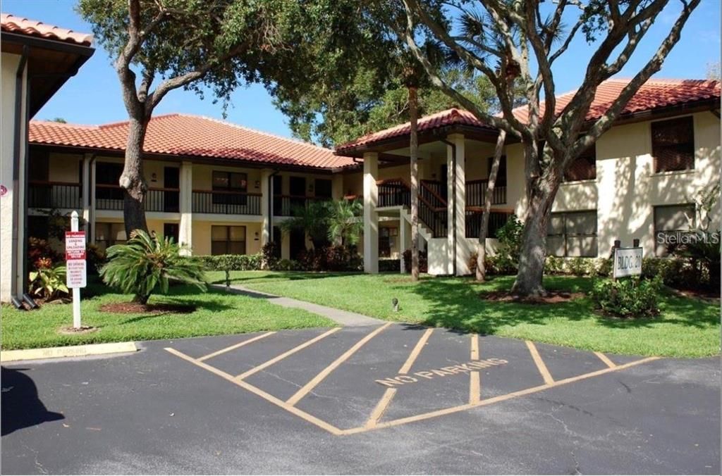 For Rent: $1,990 (2 beds, 2 baths, 1030 Square Feet)