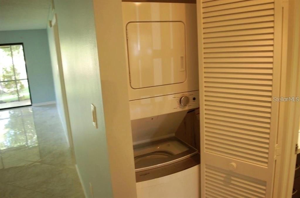 For Rent: $1,990 (2 beds, 2 baths, 1030 Square Feet)