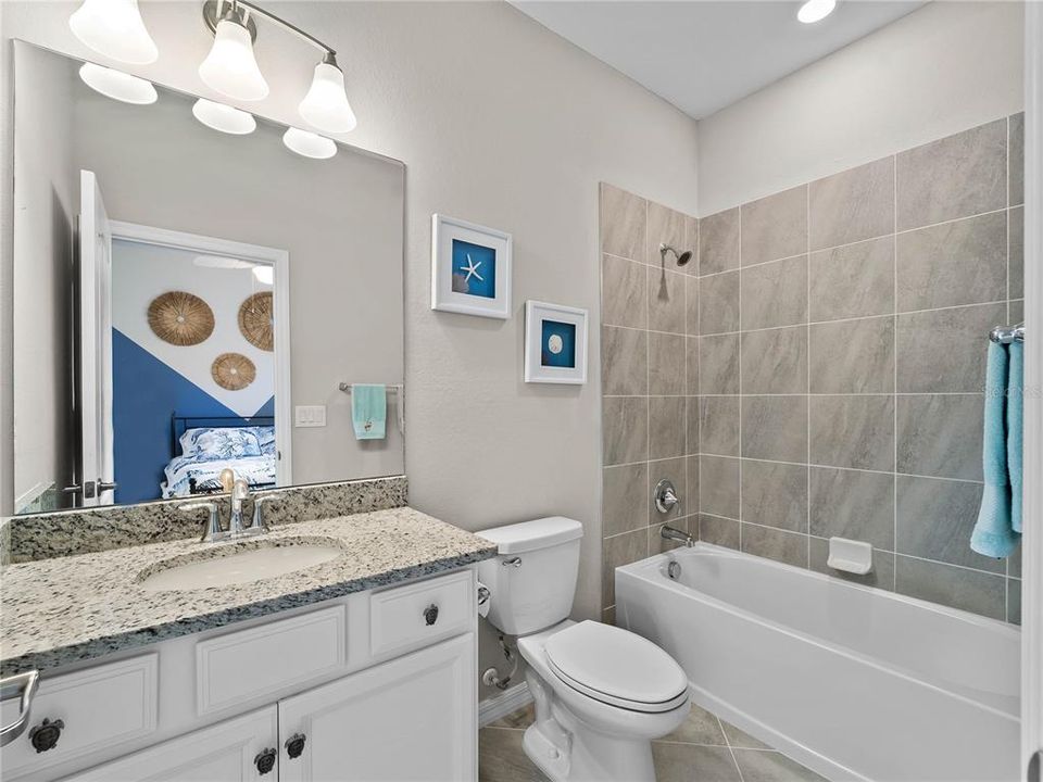 For Sale: $359,000 (3 beds, 3 baths, 1857 Square Feet)