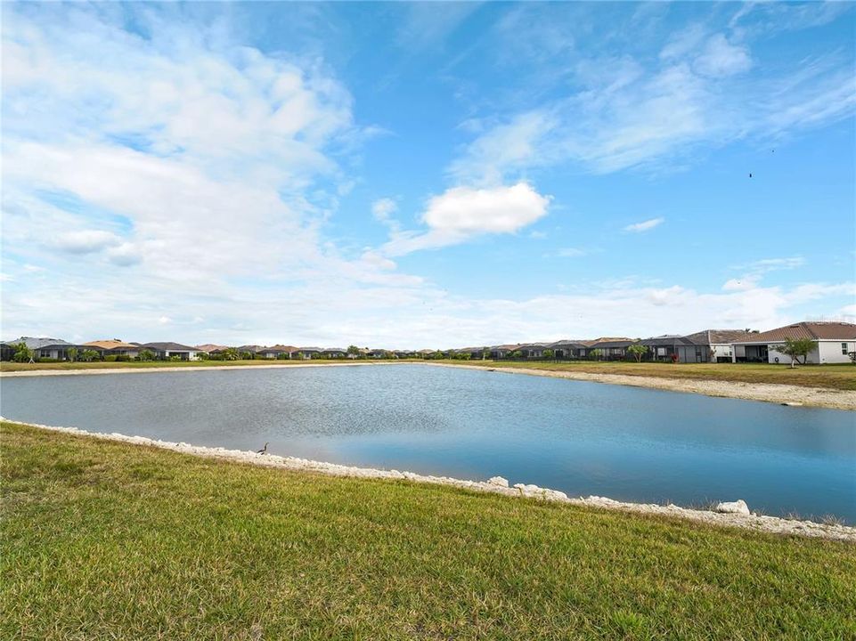 For Sale: $359,000 (3 beds, 3 baths, 1857 Square Feet)