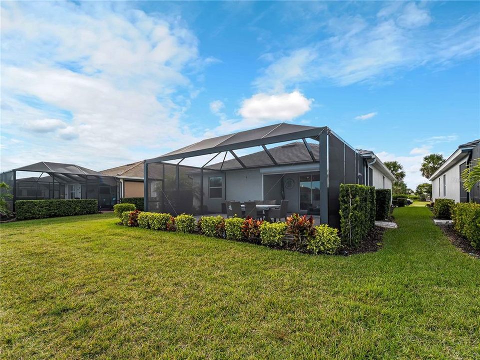 For Sale: $359,000 (3 beds, 3 baths, 1857 Square Feet)