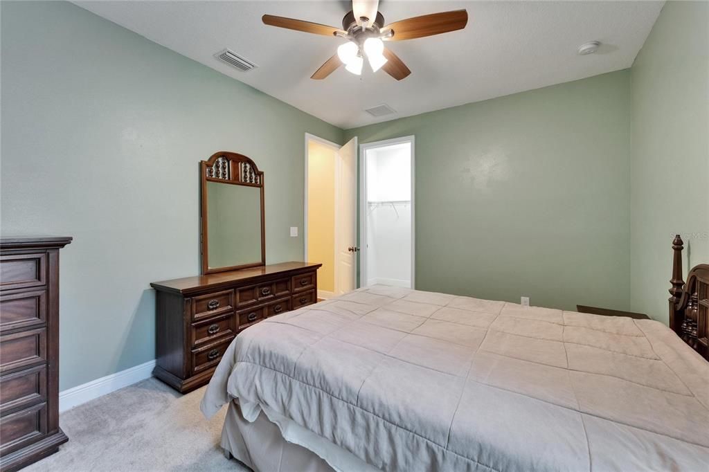 For Sale: $499,000 (4 beds, 5 baths, 3361 Square Feet)