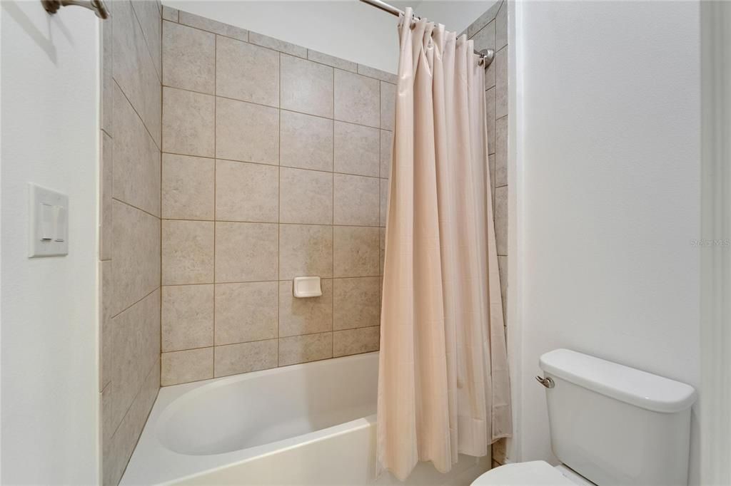 For Sale: $499,000 (4 beds, 5 baths, 3361 Square Feet)