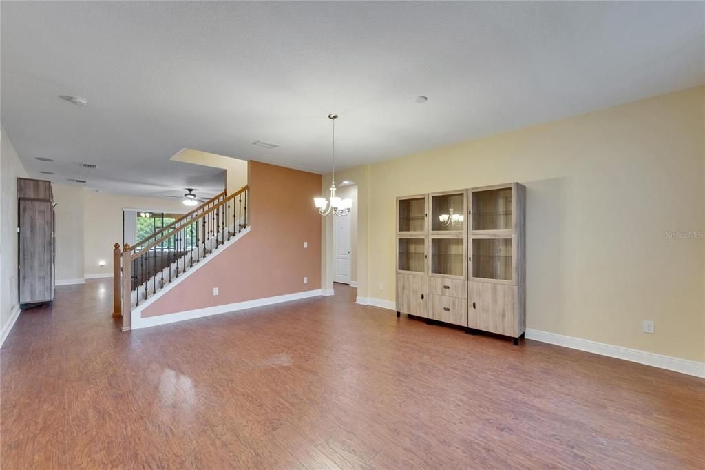 For Sale: $499,000 (4 beds, 5 baths, 3361 Square Feet)