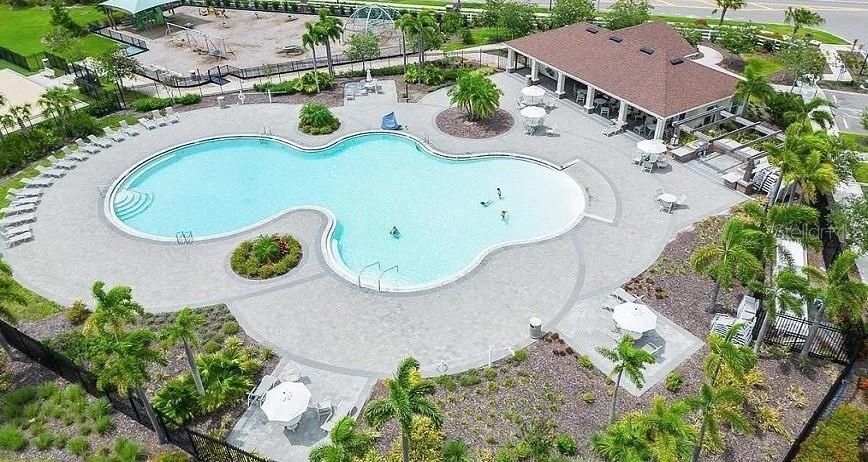 For Sale: $499,000 (4 beds, 5 baths, 3361 Square Feet)