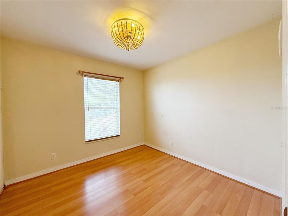 For Sale: $340,000 (4 beds, 2 baths, 1864 Square Feet)