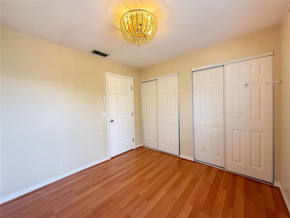For Sale: $340,000 (4 beds, 2 baths, 1864 Square Feet)