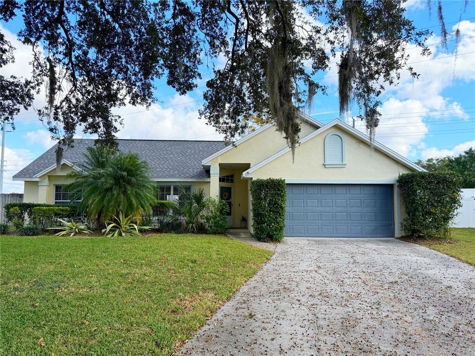 For Sale: $340,000 (4 beds, 2 baths, 1864 Square Feet)