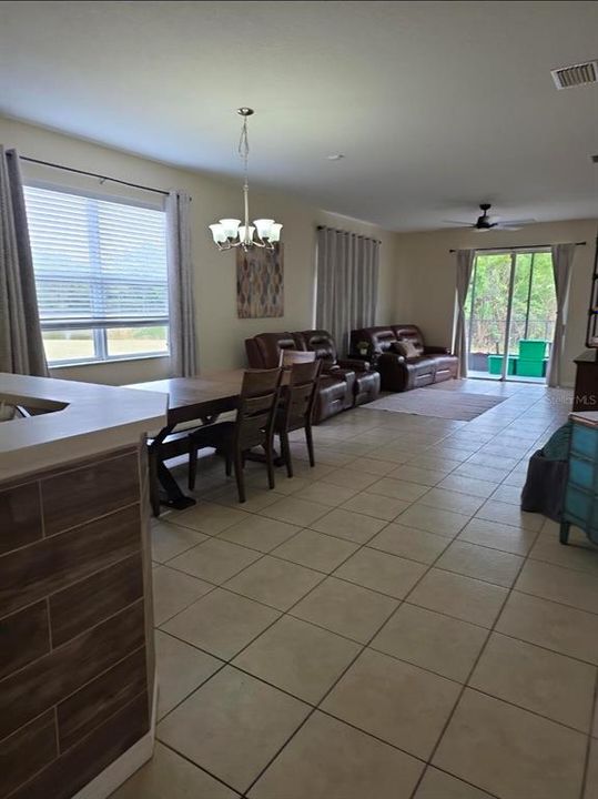 En Venta: $379,000 (3 camas, 2 baños, 1603 Pies cuadrados)