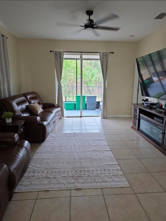 En Venta: $379,000 (3 camas, 2 baños, 1603 Pies cuadrados)