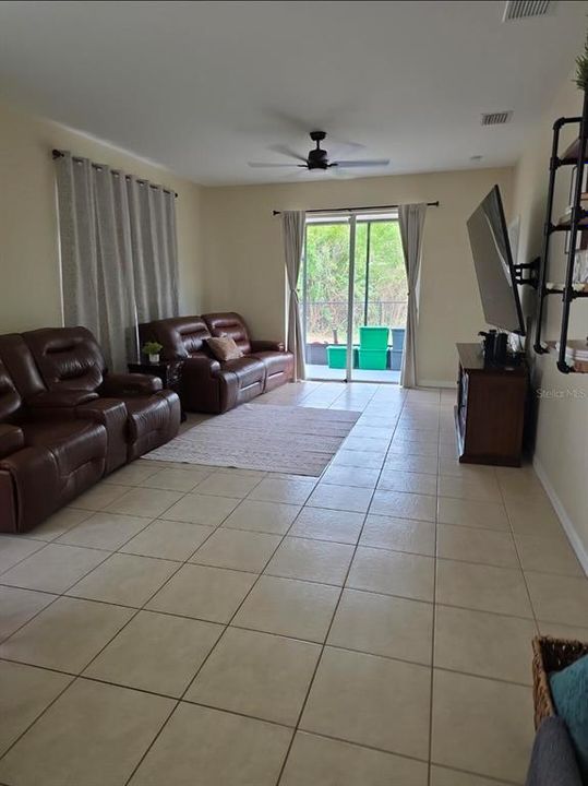 En Venta: $379,000 (3 camas, 2 baños, 1603 Pies cuadrados)