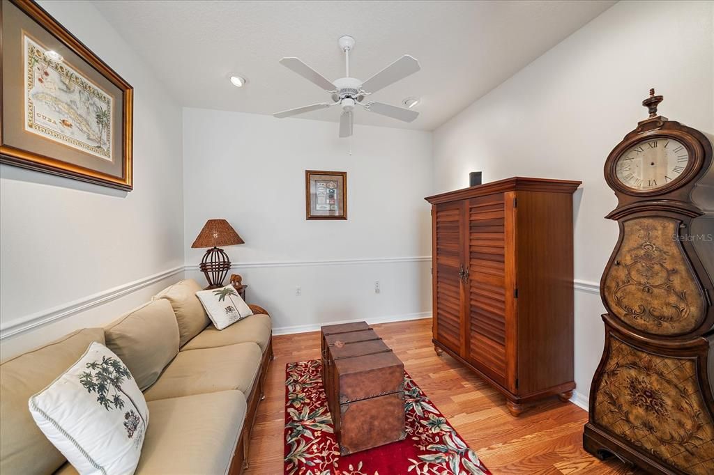 待售: $420,000 (2 贝兹, 2 浴室, 1565 平方英尺)