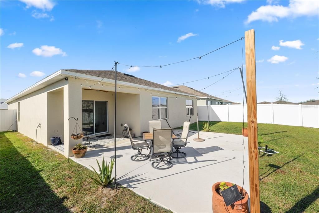 En Venta: $344,900 (4 camas, 2 baños, 1826 Pies cuadrados)