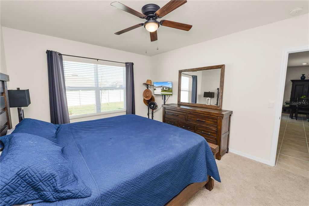 En Venta: $344,900 (4 camas, 2 baños, 1826 Pies cuadrados)