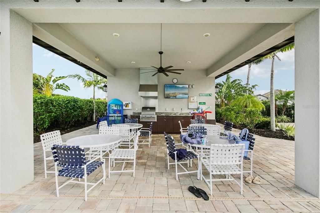 For Sale: $434,900 (3 beds, 2 baths, 1845 Square Feet)