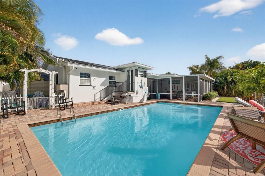 На продажу: $949,000 (4 спален, 3 ванн, 2426 Квадратных фут)