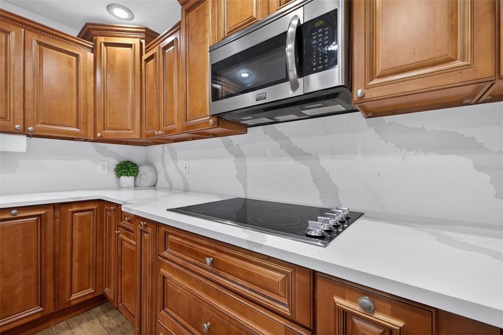 На продажу: $949,000 (4 спален, 3 ванн, 2426 Квадратных фут)