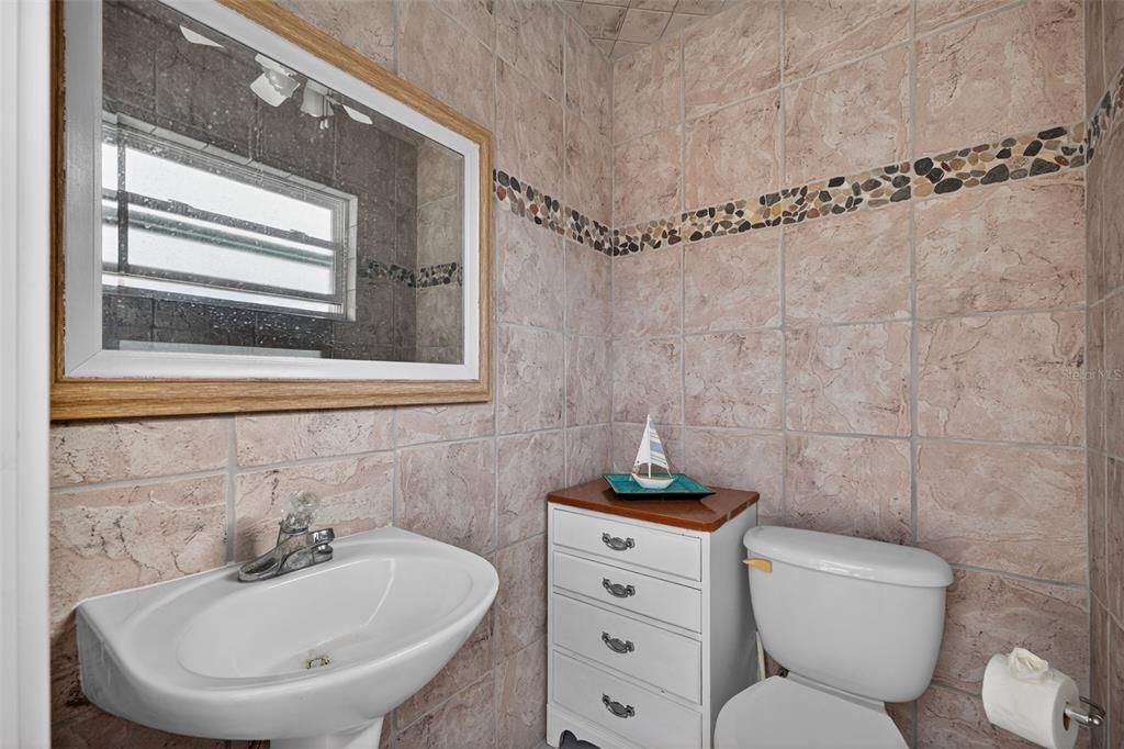 На продажу: $949,000 (4 спален, 3 ванн, 2426 Квадратных фут)