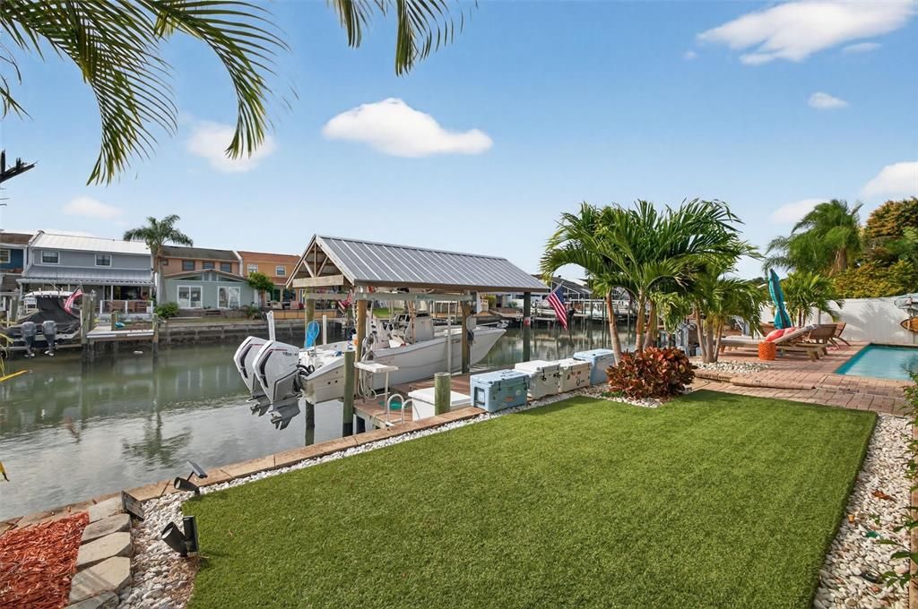 На продажу: $949,000 (4 спален, 3 ванн, 2426 Квадратных фут)