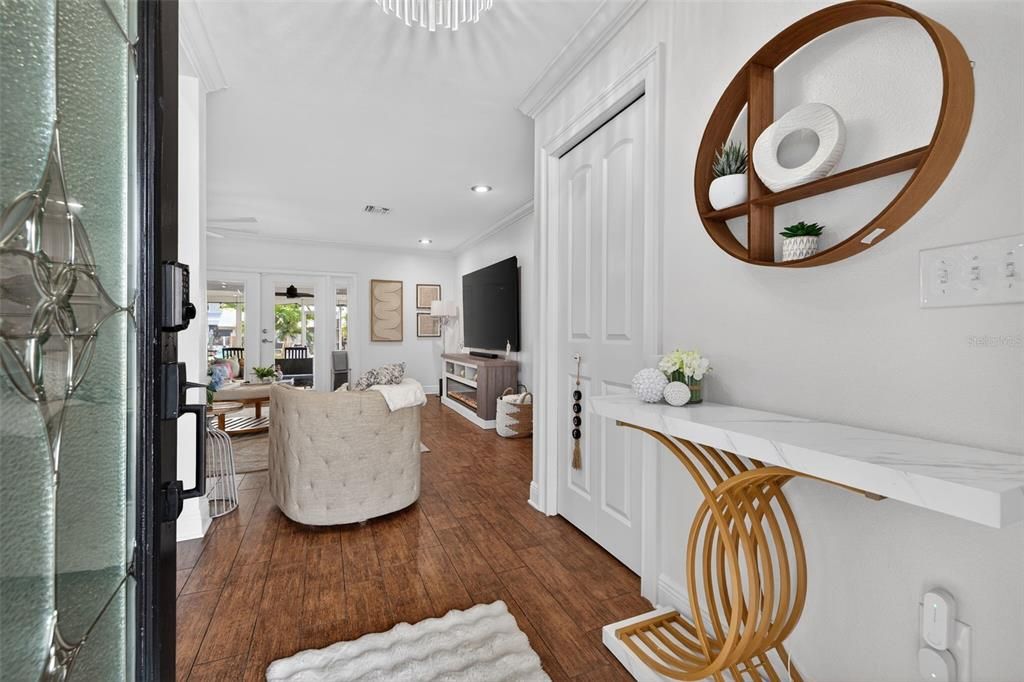 На продажу: $949,000 (4 спален, 3 ванн, 2426 Квадратных фут)