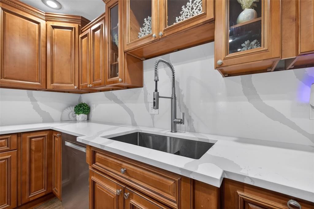 На продажу: $949,000 (4 спален, 3 ванн, 2426 Квадратных фут)