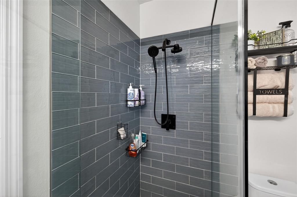 На продажу: $949,000 (4 спален, 3 ванн, 2426 Квадратных фут)