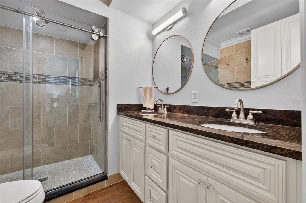 На продажу: $949,000 (4 спален, 3 ванн, 2426 Квадратных фут)