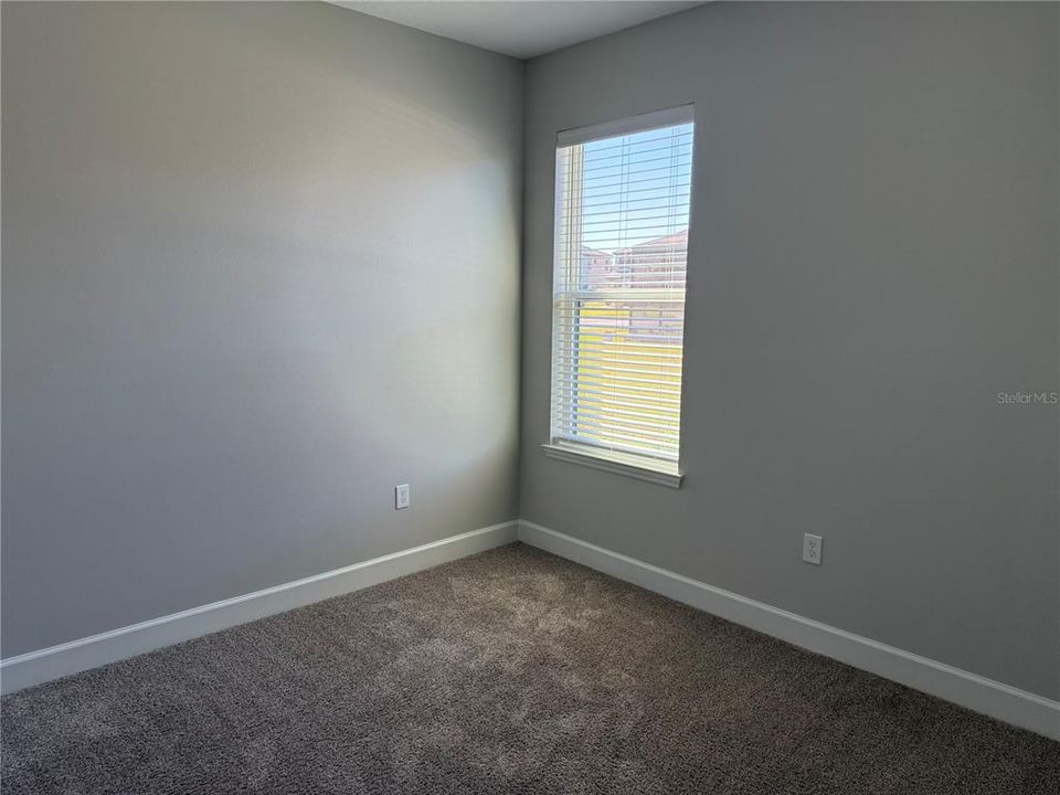 En Venta: $509,990 (4 camas, 3 baños, 2424 Pies cuadrados)