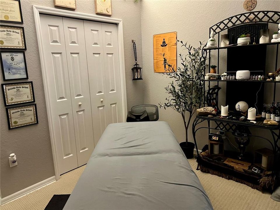 For Sale: $330,000 (3 beds, 2 baths, 1232 Square Feet)